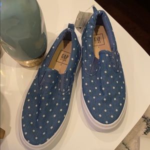 GAP soft denim blue and white polka dot kids slip on sneakers